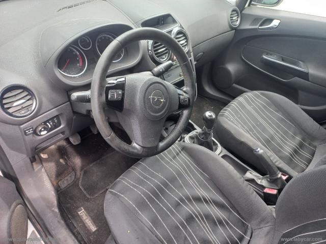 Auto - Opel corsa 1.2 5p. edition gpl