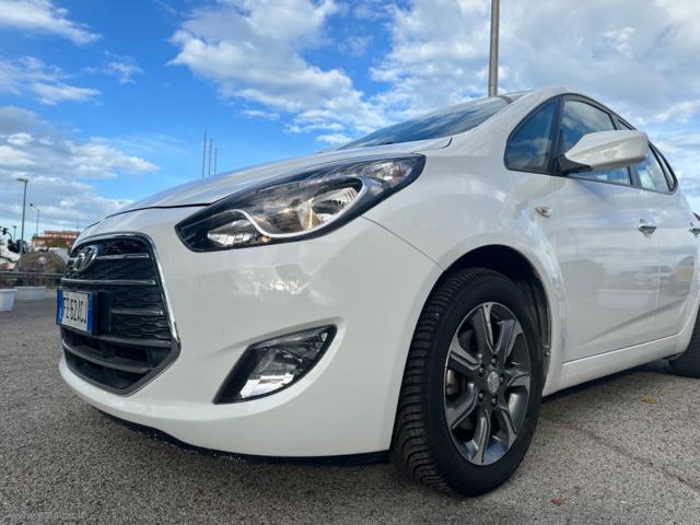 Auto - Hyundai ix20 1.4 90 cv econext classic