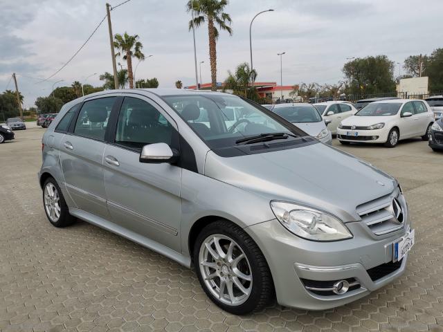 Auto - Mercedes-benz b 200 cdi premium