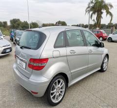 Auto - Mercedes-benz b 200 cdi premium