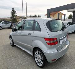 Auto - Mercedes-benz b 200 cdi premium