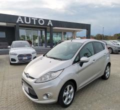 Auto - Ford fiesta 1.4 5p. bz.- gpl titanium