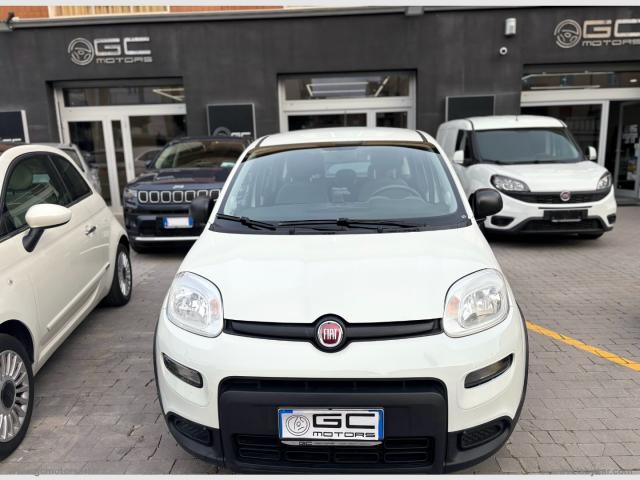 Auto - Fiat panda 1.0 firefly s&s hybrid city life