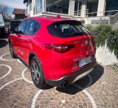 Auto - Alfa romeo stelvio 2.2 t.dlesel 160cv at8 business