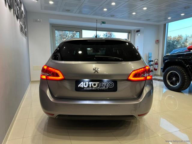Auto - Peugeot 308 bluehdi 120 s&s sw allure