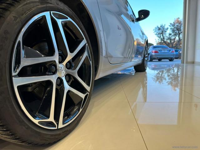 Auto - Peugeot 308 bluehdi 120 s&s sw allure