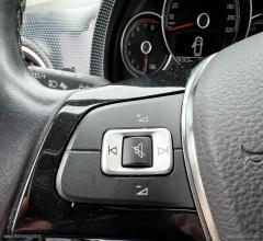 Auto - Volkswagen 1.0 3p. move up! bmt