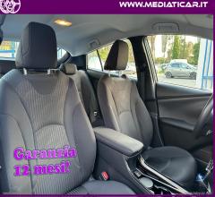 Auto - Toyota prius 1.8 active