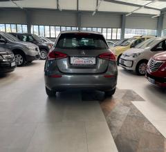 Auto - Mercedes-benz a 180 d automatic business