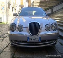 Auto - Jaguar s-type