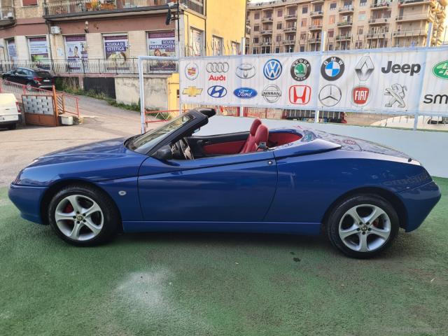 Auto - Alfa romeo spider 1.8i 16v t.s.