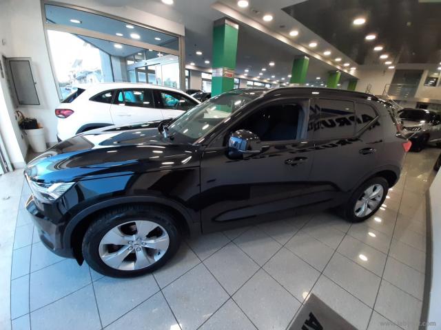 Auto - Volvo xc40 d3 geartronic momentum