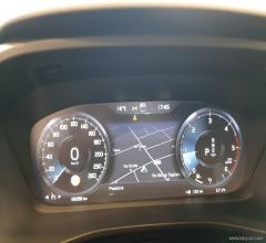 Auto - Volvo xc40 d3 geartronic momentum