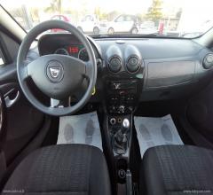 Auto - Dacia duster 1.5 dci 110 cv 4x4 laurÃ©ate