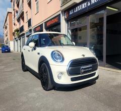 Auto - Mini mini one d 5 porte
