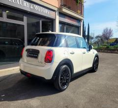 Auto - Mini mini one d 5 porte