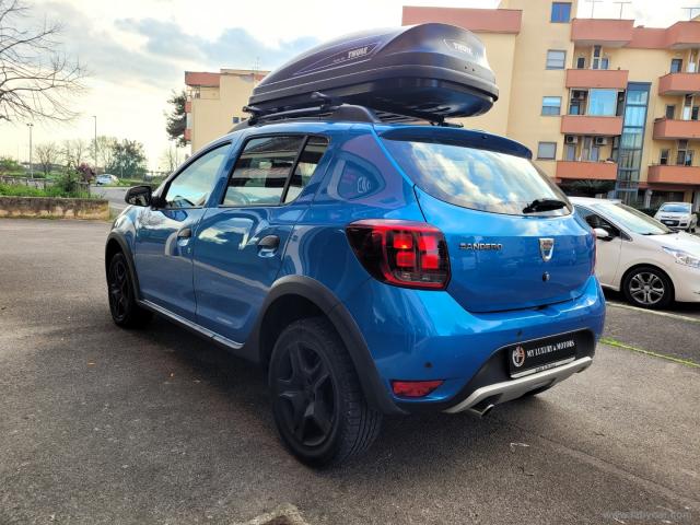 Auto - Dacia sandero stepway 1.5 dci 8v 90 cv s&s