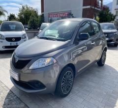 Auto - Lancia ypsilon 1.2 69 cv 5p. s&s gold