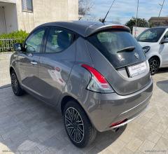 Auto - Lancia ypsilon 1.2 69 cv 5p. s&s gold