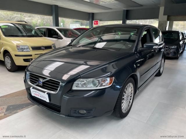 Auto - Volvo v50 1.6 d drive momentum