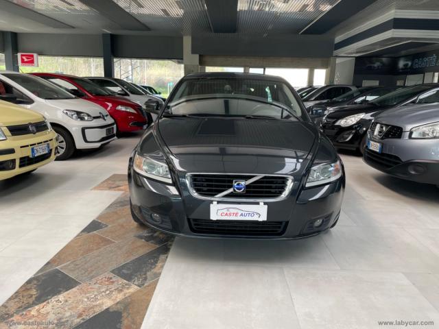 Auto - Volvo v50 1.6 d drive momentum