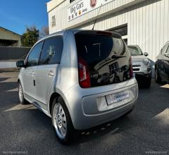 Auto - Volkswagen 1.0 75 cv 3p. high up!