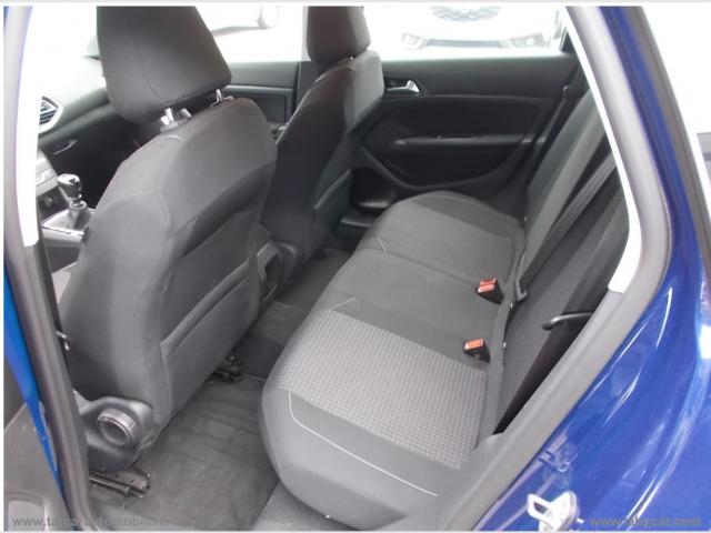 Auto - Peugeot 308 bluehdi 100 s&s sw business