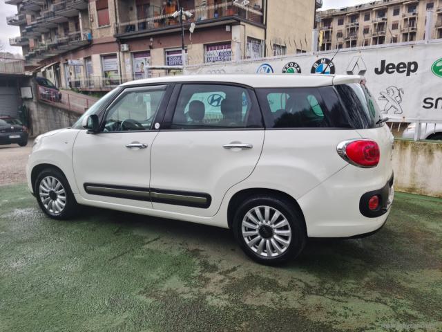 Auto - Fiat 500l living 1.6 mjt 105 cv pop star