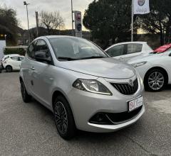 Lancia ypsilon 1.0 firefly 5p.s&s hyb. eco gold