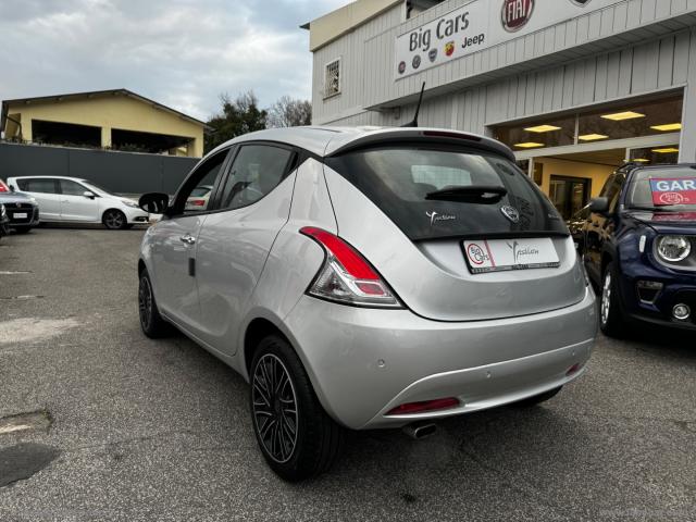 Auto - Lancia ypsilon 1.0 firefly 5p.s&s hyb. eco gold