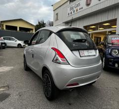 Auto - Lancia ypsilon 1.0 firefly 5p.s&s hyb. eco gold