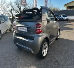 Auto - Smart fortwo 1000 52 kw mhd cabrio pulse