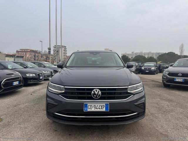 Auto - Volkswagen tiguan 2.0 tdi 150cv scr dsg life