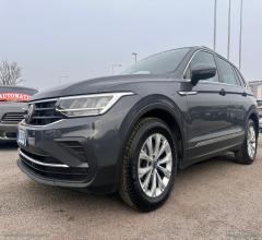 Auto - Volkswagen tiguan 2.0 tdi 150cv scr dsg life