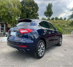 Auto - Maserati levante v6 430 cv s awd granlusso