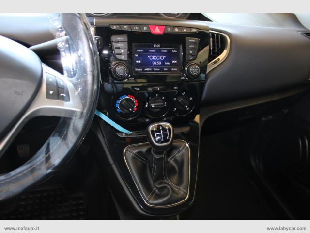 Auto - Lancia ypsilon 1.3 mjt 95 cv 5p. s&s mya