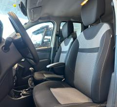 Auto - Dacia duster 1.5 dci 110 cv s&s 4x2 laurÃ©ate