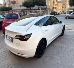 Auto - Tesla model 3 long range performance awd