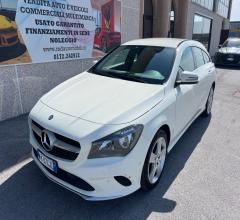 Auto - Mercedes-benz cla 200 d shooting brake automatica
