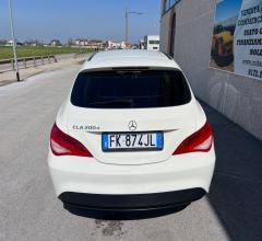 Auto - Mercedes-benz cla 200 d shooting brake automatica
