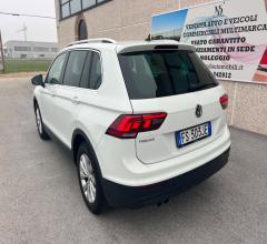 Auto - Volkswagen tiguan 1.6 tdi business bmt