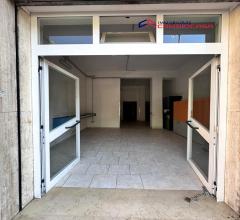 Appartamenti in Vendita - Box auto in vendita a taranto borgo