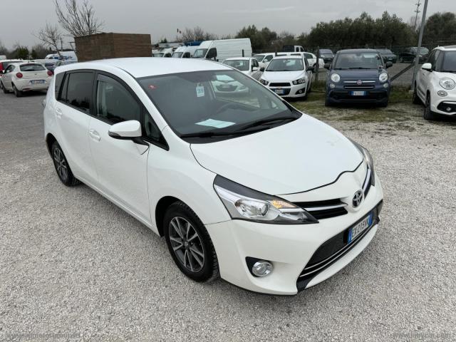 Auto - Toyota verso 1.6 d-4d 7 posti business pack