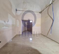 Locale commerciale in affitto a bisceglie centro