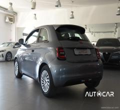 Auto - Fiat 500 e red berlina 42 kwh elettrica