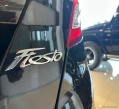 Auto - Ford fiesta ikon 1.4 5p. bz.- gpl