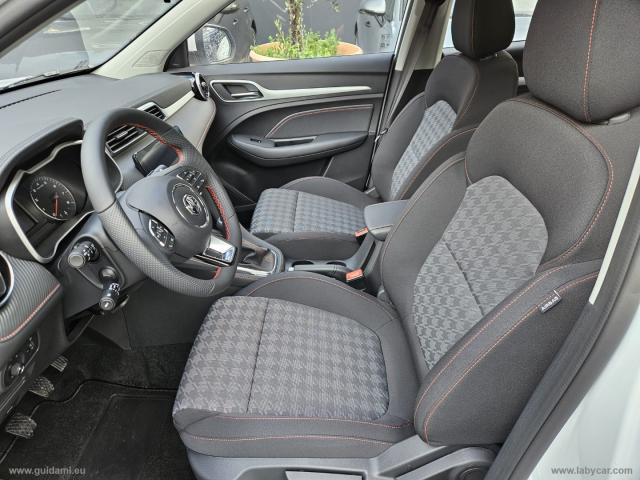 Auto - Mg zs 1.5 vti-tech comfort