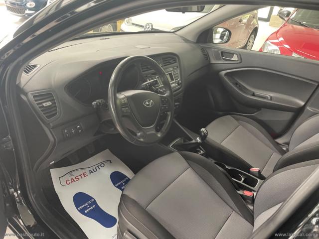 Auto - Hyundai i20 1.2 84 cv 5p. econext comfort