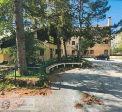 Appartamenti in Vendita - Agriturismo in vendita a castronovo di sicilia contrada riena