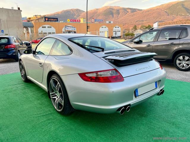 Auto - Porsche 911 carrera s coupé